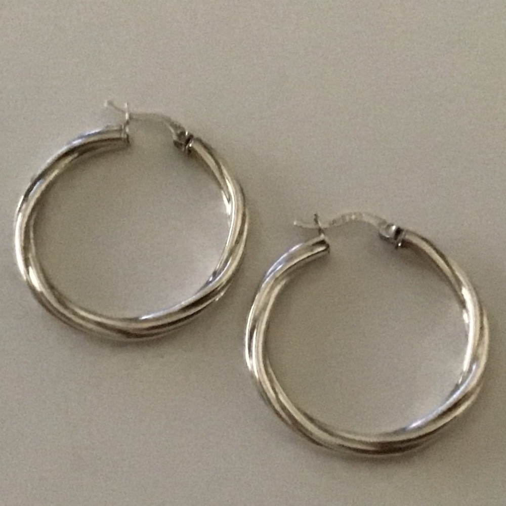 STERLING SILVER TWISTED HOOP PIERCED EARRINGS